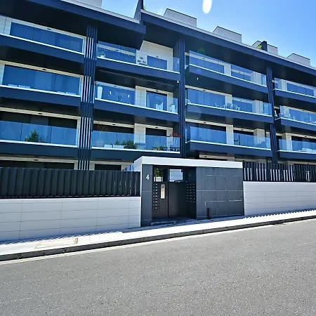 Galihost - Impresionante Con Piscina En 公寓 *