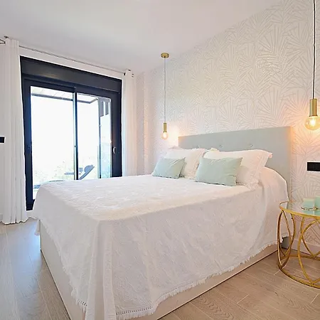 Galihost - Impresionante Con Piscina En *