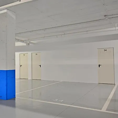 Galihost - Impresionante Con Piscina En Lejlighed *