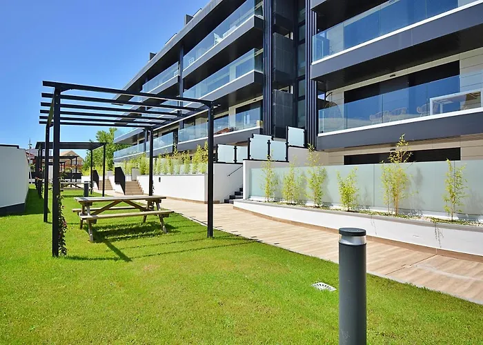 Galihost - Impresionante Con Piscina En * Sanxenxo