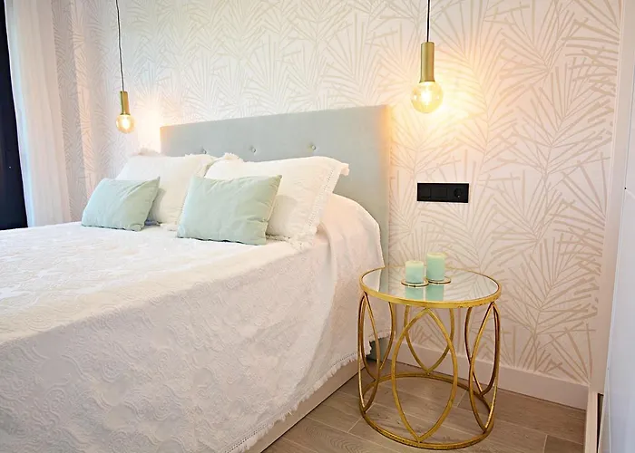 Galihost - Impresionante Con Piscina En Sanxenxo